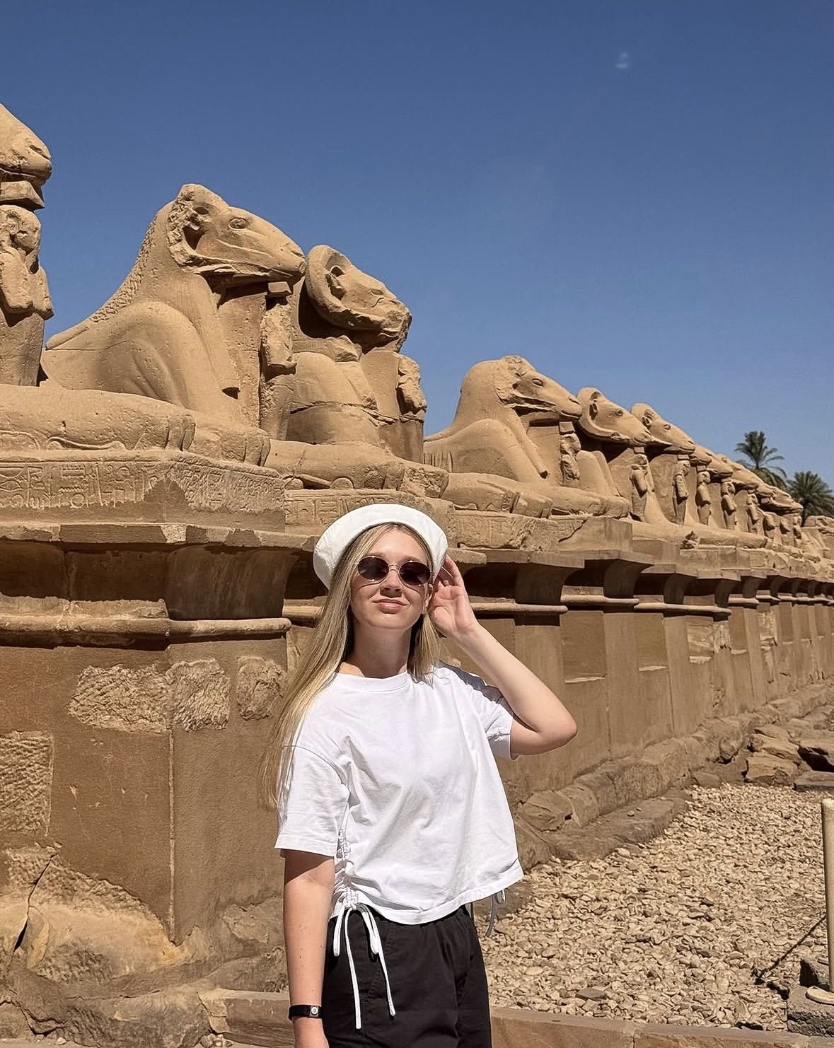 Full Day Tour to East and West Banks of Luxor